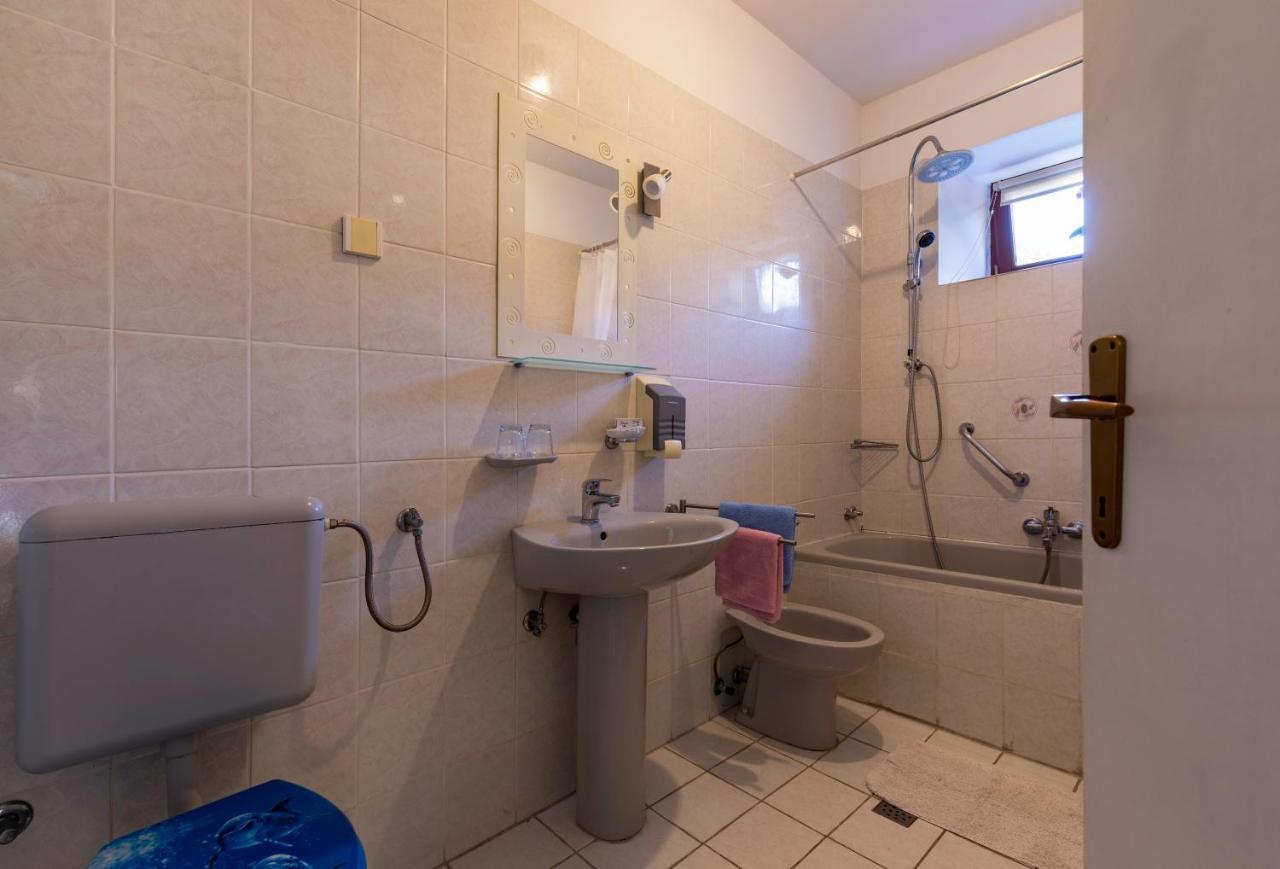 Apartment Below The Stars Rovinj Exterior foto
